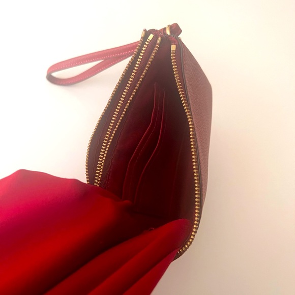 COACH Wristlet - Picture 6 of 9